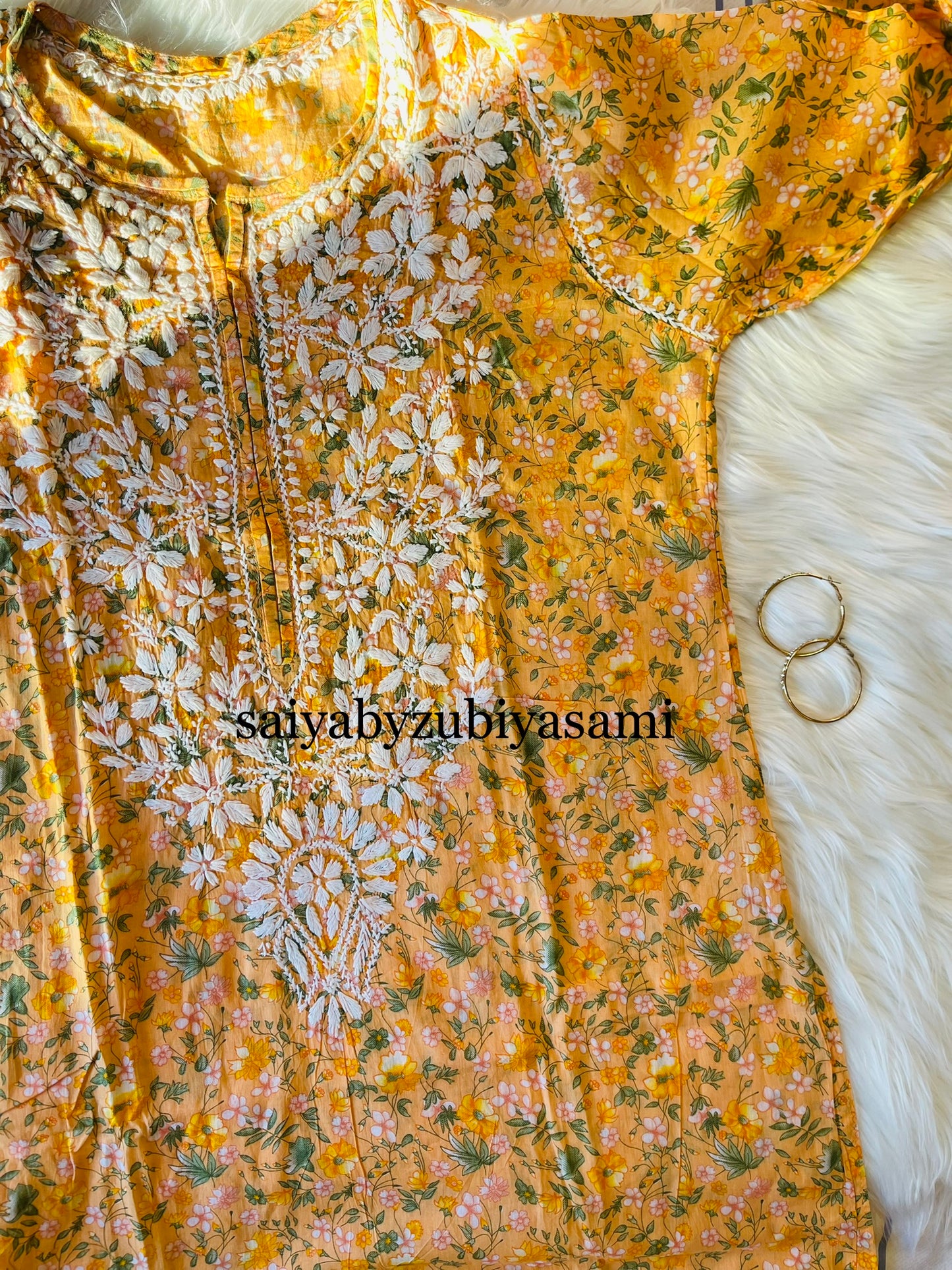 GUL-E-MULMUL FLORAL PRINT ORANGE KURTA