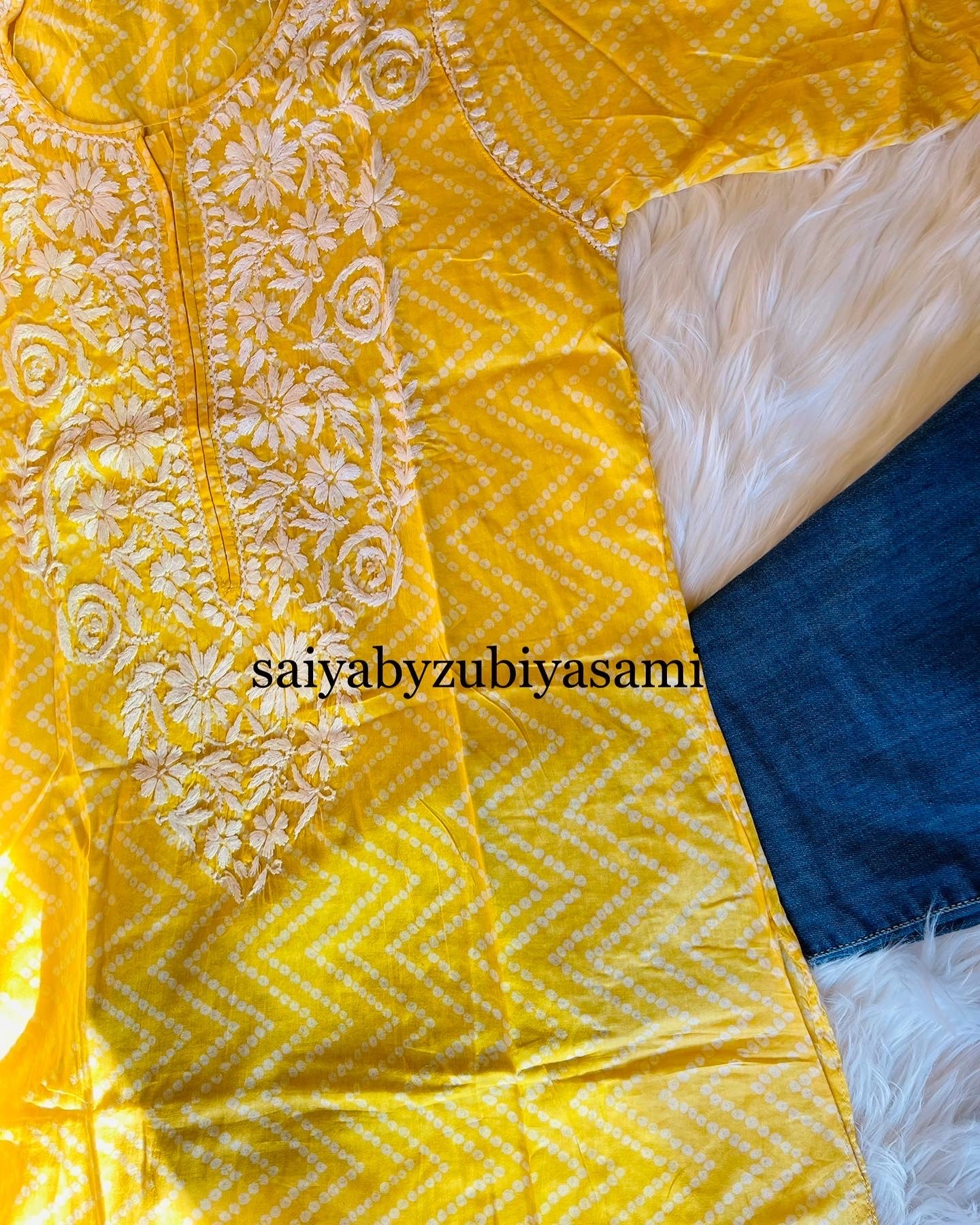 GUL-E-MULMUL BANDHANI PRINT YELLOW KURTA